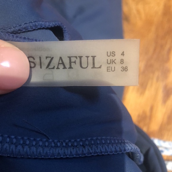 Zaful bikini bundle tie top and 2 bottoms size 4 - Picture 3 of 5